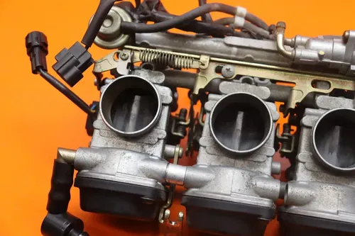 02-03 YAMAHA YZF R1 OEM MAIN FUEL INJECTORS / THROTTLE BODIES