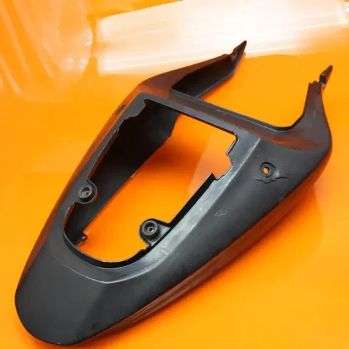 2001 2002 SUZUKI GSXR 1000 OEM REAR BACK TAIL FAIRING COWL SHROUD