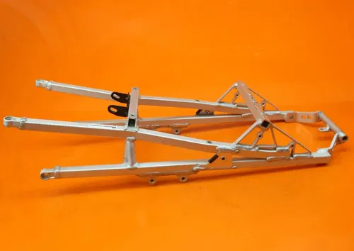 04-09 APRILIA RSV1000R OEM STRAIGHT REAR SUBFRAME BACK SUB FRAME AP8146500