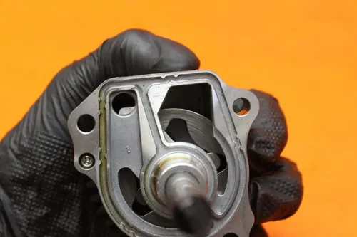 2008-2019 SUZUKI BUSA GSXR1300R OEM ENGINE MOTOR OIL PUMP 16400-24F01