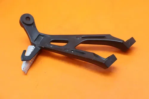 12-14 SUZUKI GSXR 1000 REAR BACK PASSENGER PEG SET PAIR