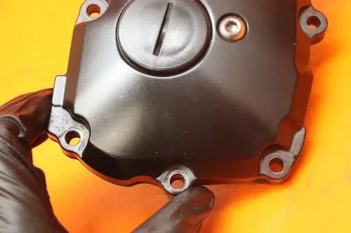 2002-2003 YAMAHA YZF R1 ENGINE MOTOR TIMING CHAIN COVER
