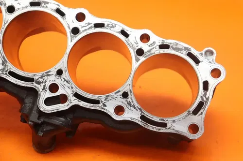 04-08 YAMAHA YZF R1 OEM ENGINE MOTOR PISTON CYLINDERS BLOCK JUG