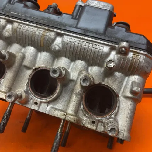 12-16 SUZUKI GSXR 1000 OEM ENGINE TOP END CYLINDER HEAD