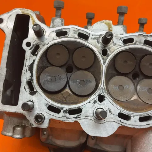 12-16 SUZUKI GSXR 1000 OEM ENGINE TOP END CYLINDER HEAD