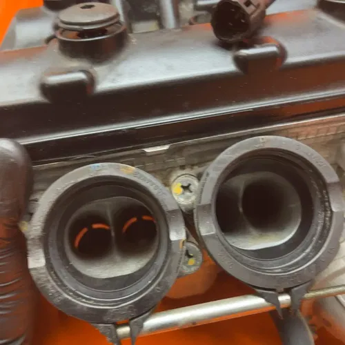 12-16 SUZUKI GSXR 1000 OEM ENGINE TOP END CYLINDER HEAD
