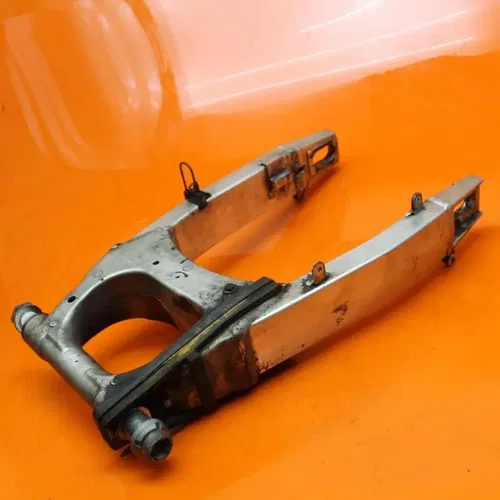 03-05 SUZUKI SV1000 OEM STRAIGHT REAR SWINGARM BACK SUSPENSION SWING ARM