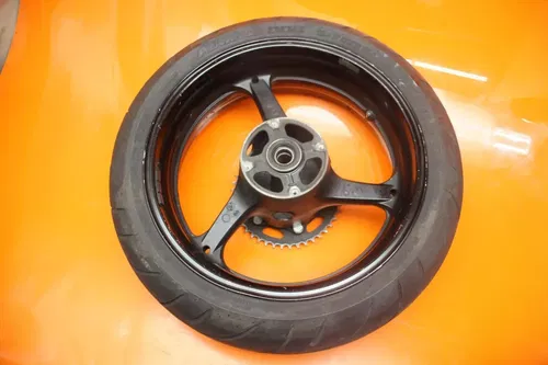 04-07 HONDA CBR1000RR OEM REAR WHEEL BACK RIM W TIRE 42650-MEL-D20ZC