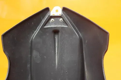 04 05 06 YAMAHA YZF R1 REAR PUIG BACK WHEEL TIRE HUGGER FENDER 5VY-21650-00-00