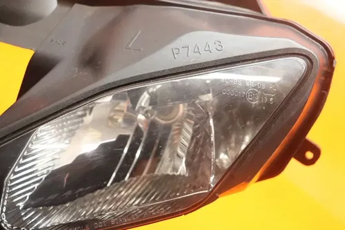 08-16 YAMAHA YZF R6 OEM FRONT HEADLIGHT HEAD LIGHT LAMP