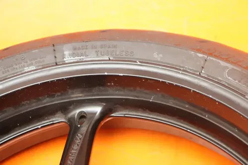 2008-2019 SUZUKI GSXR 600 750 FRONT WHEEL RIM W MICHELIN TIRE