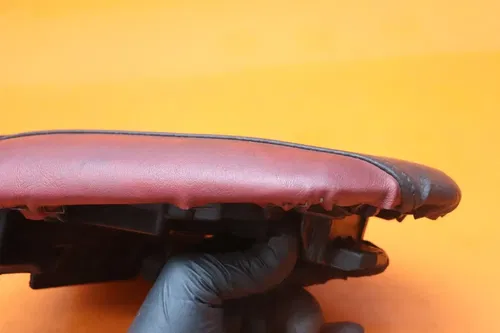 2007-2008 YAMAHA YZF R1 OEM REAR BACK PASSENGER TANDEM SEAT PAD SADDLE PILLION