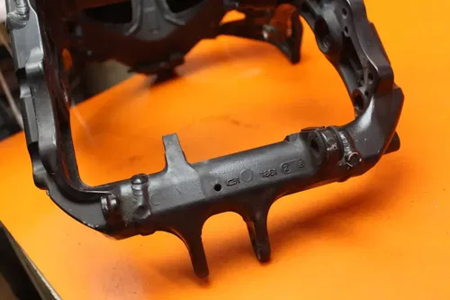 2006 2007 KAWASAKI NINJA ZX10R STRAIGHT FRAME CHASSIS RACE/STUNT ONLY