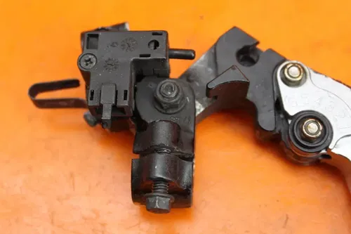 2008 2009 SUZUKI GSXR 600 CLUTCH PERCH MOUNT WITH LEVER  57500-41G11