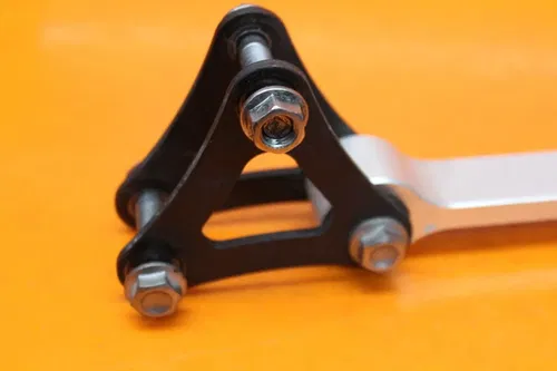 2013 TRIUMPH DAYTONA 675 OEM REAR DOGBONE SHOCK LINKAGE LINK