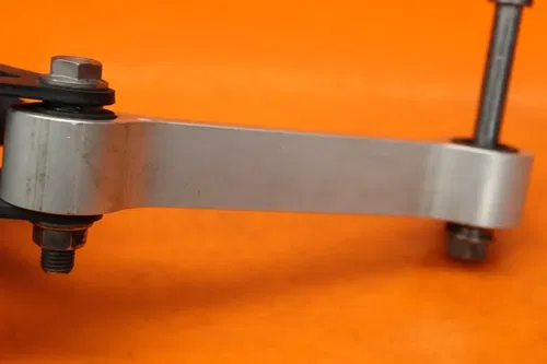 2013 TRIUMPH DAYTONA 675 OEM REAR DOGBONE SHOCK LINKAGE LINK