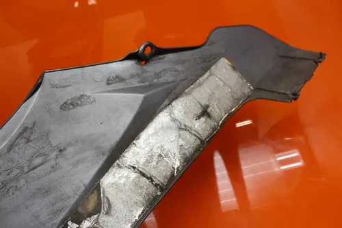 06-08 TRIUMPH DAYTONA 675 OEM RIGHT LOWER MID UPPER SIDE FAIRING COWL