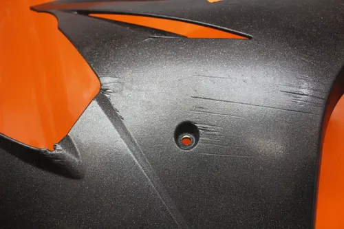 06-08 TRIUMPH DAYTONA 675 OEM RIGHT LOWER MID UPPER SIDE FAIRING COWL