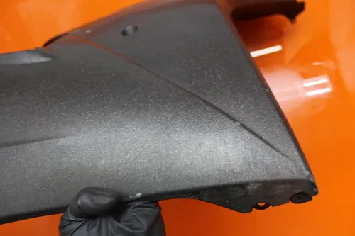 06-08 TRIUMPH DAYTONA 675 OEM RIGHT LOWER MID UPPER SIDE FAIRING COWL