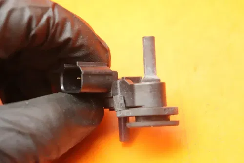 2012-2019 KAWASAKI NINJA 650 OEM MAP MASS AIR FLOW PRESSURE SENSOR