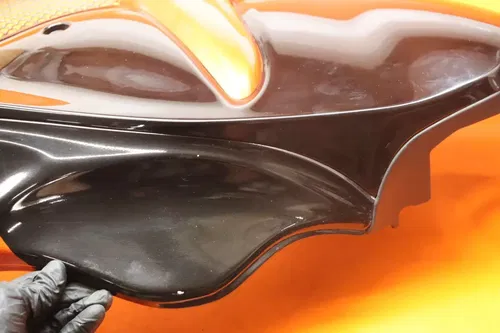 08-09 SUZUKI HAYABUSA OEM RIGHT LOWER MID UPPER SIDE FAIRING COWL