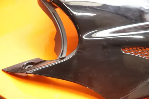 08-09 SUZUKI HAYABUSA OEM RIGHT LOWER MID UPPER SIDE FAIRING COWL
