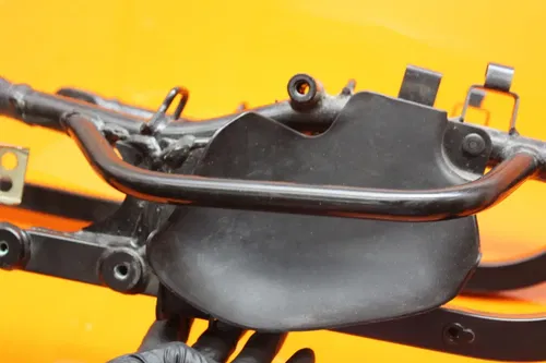 99-07 SUZUKI GSXR1300R BUSA OEM STRAIGHT REAR SUBFRAME BACK SUB FRAME