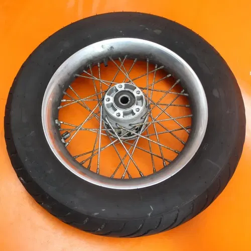 2007 HARLEY-DAVIDSON SOFTAIL DELUXE FLSTN OEM STRAIGHT REAR WHEEL BACK RIM W
