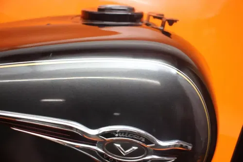 2011 KAWASAKI VULCAN 1700 VOYAGER ABS OEM GAS TANK FUEL PETROL RESERVOIR