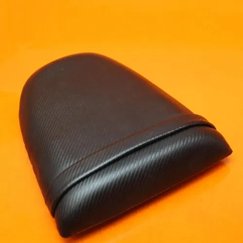 2001 2002 SUZUKI GSXR 1000 OEM REAR BACK PASSENGER TANDEM SEAT PAD SADDLE
