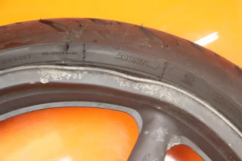 01-06 HONDA CBR600F4I OEM FRONT WHEEL RIM W TIRE