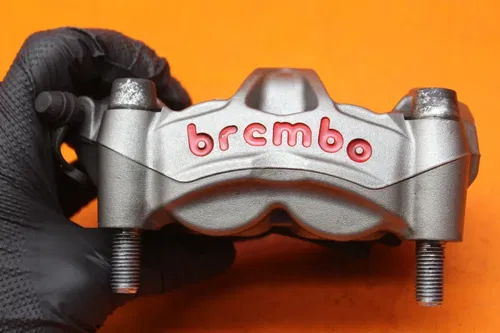 16-19 DUCATI MONSTER 1200 R OEM RIGHT LEFT FRONT BRAKE CALIPER SET PAIR CALIPERS