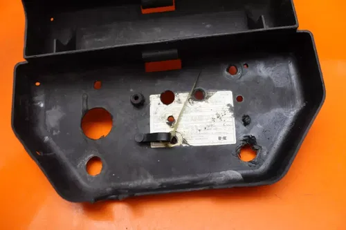 2004 2005 KAWASAKI NINJA ZX10R OEM REAR BACK TAIL UNDERTAIL BATTERY TRAY PLASTIC
