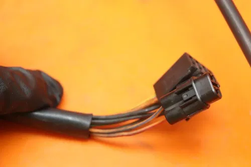 09-16 2015 SUZUKI GSXR 1000 OEM RIGHT CLIP ON HANDLEBAR W SWITCHES