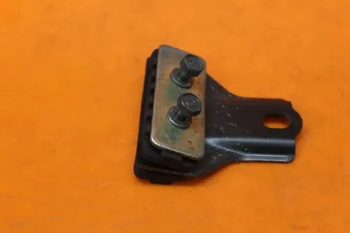 03-05 YAMAHA FZ1 OEM FRONT GAS TANK BRACKET MOUNT