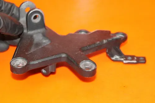 11-20 2014 KAWASAKI NINJA ZX10R OEM RIGHT REARSET DRIVER FOOT PEG REST STOP