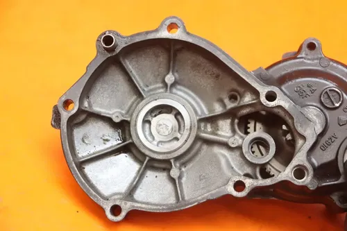2007-2008 SUZUKI GSXR 1000 OEM ENGINE MOTOR TIMING CHAIN COVER