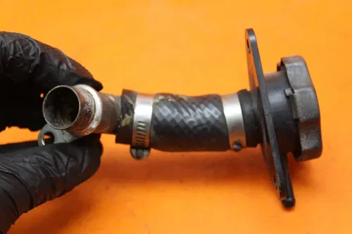 2007 YAMAHA V STAR 1300 OEM RADIATOR CAP W FILLER NECK ELBOW JOINT
