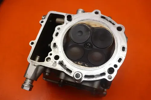2012-2014 DUCATI 1199 PANIGALE OEM ENGINE VERTICAL TOP END CYLINDER HEAD