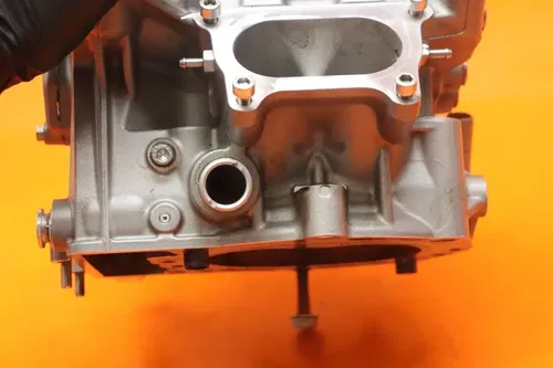 2012-2014 DUCATI 1199 PANIGALE OEM ENGINE VERTICAL TOP END CYLINDER HEAD
