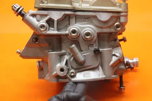 2012-2014 DUCATI 1199 PANIGALE OEM ENGINE VERTICAL TOP END CYLINDER HEAD