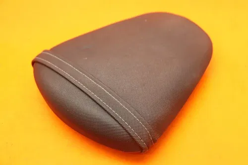 11-19 SUZUKI GSXR 600750 OEM REAR BACK PASSENGER TANDEM SEAT PAD SADDLE PILLION