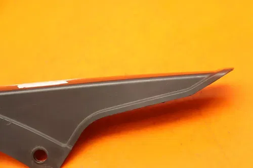 2006-2009 SUZUKI GSXR 600 750 OEM REAR BACK DRIVE CHAIN GUARD COVER SHIELD