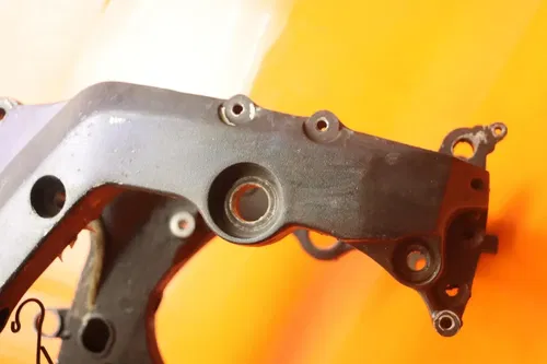 2004 2005 HONDA CBR 1000RR STRAIGHT FRAME CHASSIS C 50010-MEL-671ZA