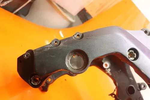 2004 2005 HONDA CBR 1000RR STRAIGHT FRAME CHASSIS C 50010-MEL-671ZA