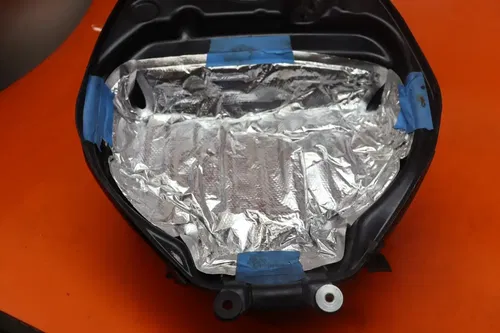 11-19 SUZUKI GSXR 600 750 OEM GAS TANK FUEL CELL PETROL RESERVOIR