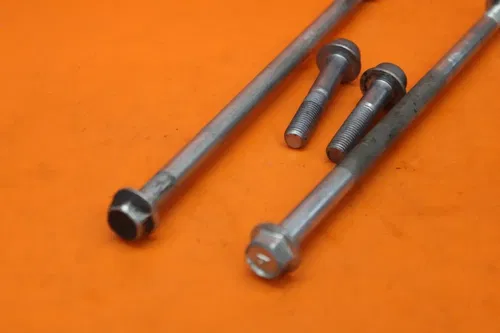 01-08 SUZUKI GSXR 1000 OEM ENGINE MOUNTING BOLTS HARDWARE MOTOR SCREWS