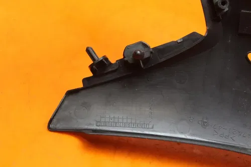 17-23 SUZUKI GSXR1000R OEM RIGHT FRAME SIDE COVER COWL PANEL TRIM