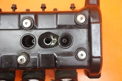 2000 2001 YAMAHA YZF R1 OEM ENGINE TOP END CYLINDER HEAD 5JJ-11101-01-00