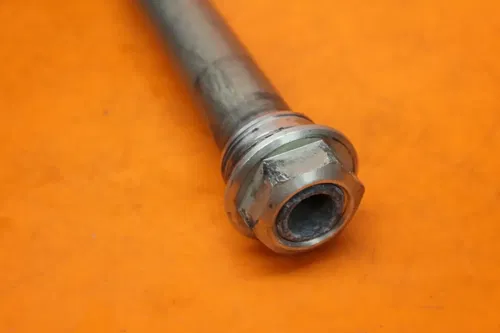 2017 SUZUKI GSXR750 OEM FRONT WHEEL RIM AXLE PIVOT BOLT